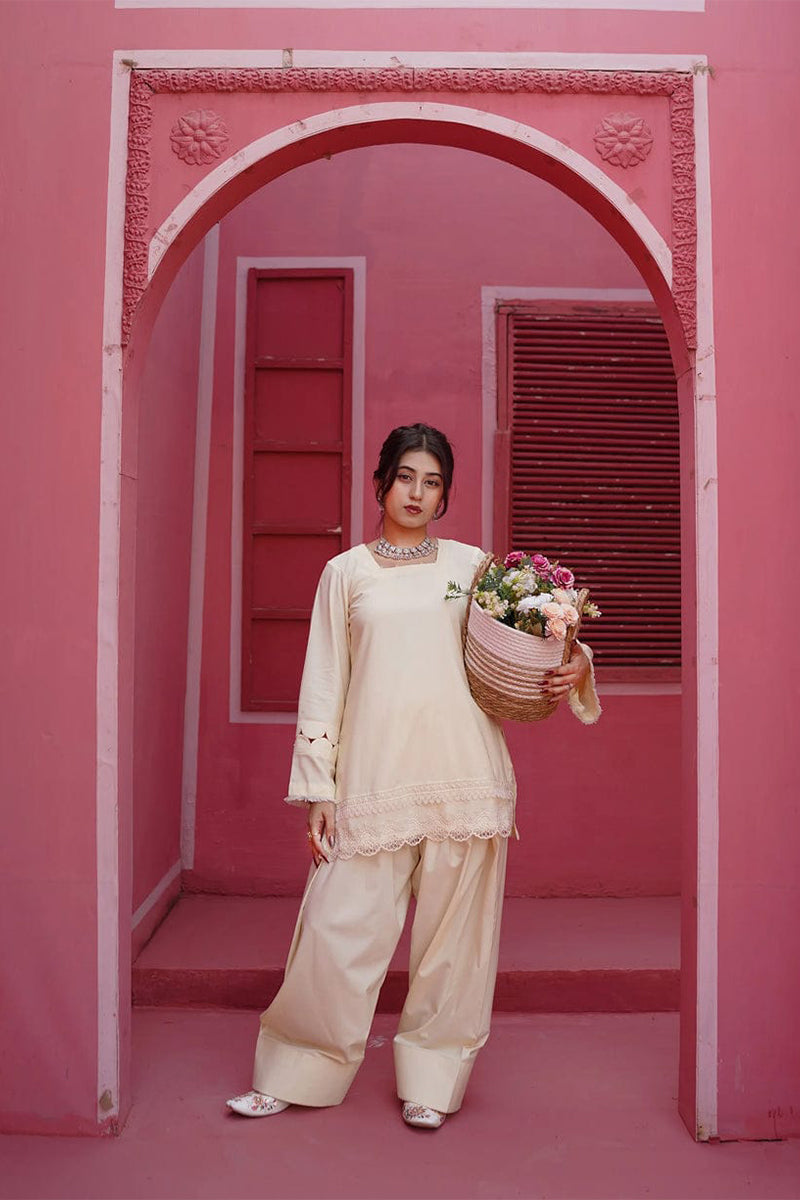 Urwah 2pcs With Farshi Shalwar | Summer Collection